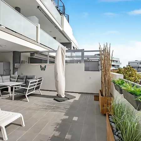 Okeanos Comfortable 2 Bedrooms Lt2 Appartement